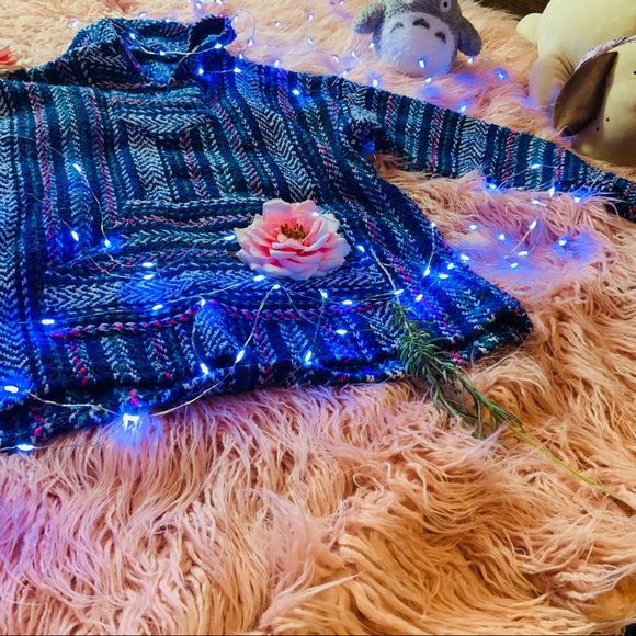 Beautiful Colorful Pancho Hoodie - Picture 3 of 7